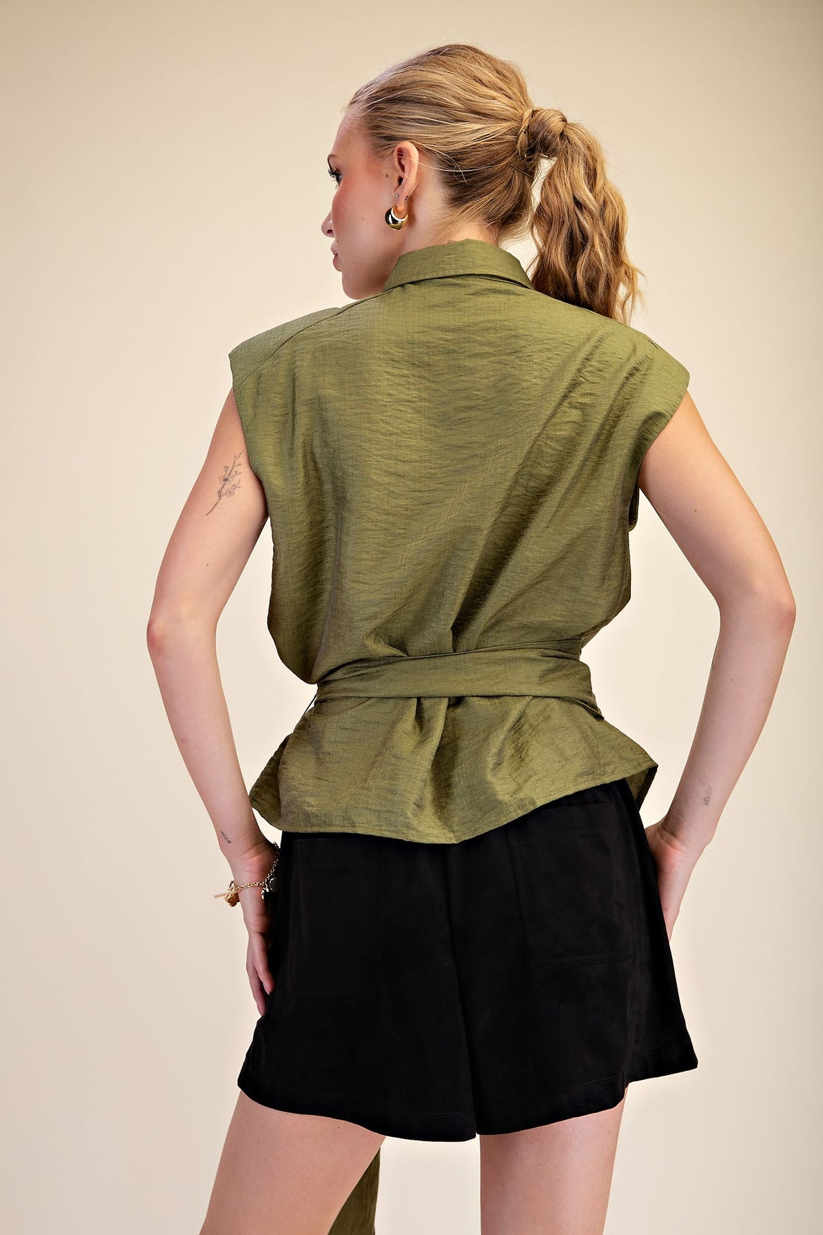 THE VALERIE OLIVE TOP